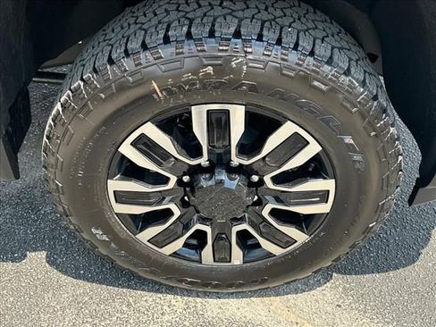 New 2026 GMC Sierra 2500 Denali Ultimate AWD/4WD image 15