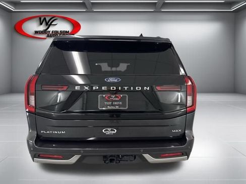 Used 2025 Ford Expedition Max Platinum AWD/4WD image 6