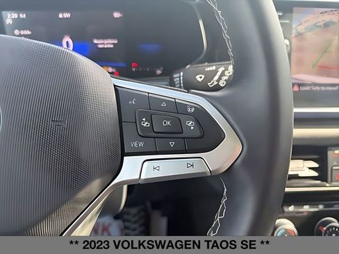 Used 2023 Volkswagen Taos SE w/ Panoramic Sunroof Package AWD/4WD image 17