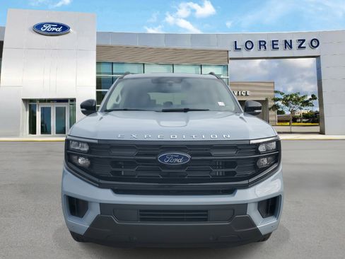 New 2026 Ford Expedition Active RWD image 2