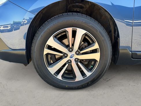 Used 2019 Subaru Outback 3.6R Limited AWD/4WD image 10