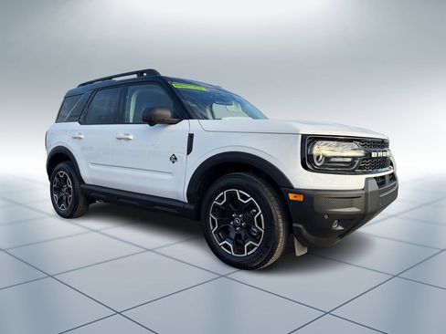 New 2025 Ford Bronco Sport Outer Banks w/ Outer Banks Tech Package+ image 2