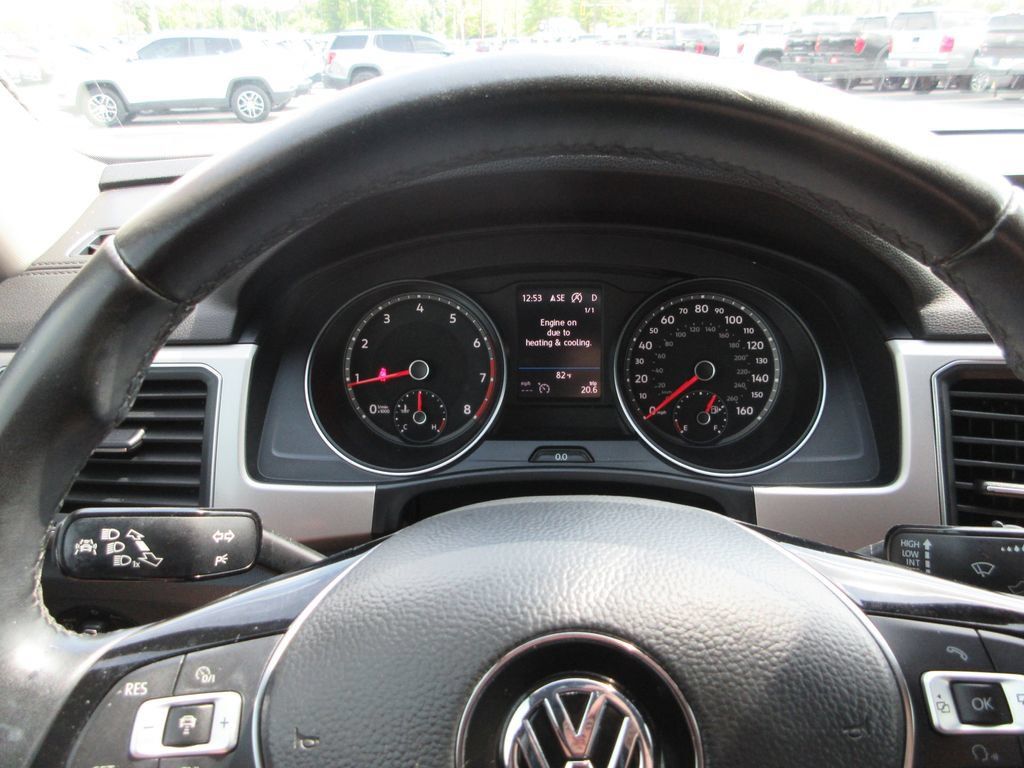 Used 2018 Volkswagen Atlas SE AWD/4WD image 30