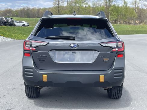 Used 2022 Subaru Outback Wilderness w/ Wilderness Package AWD/4WD image 4