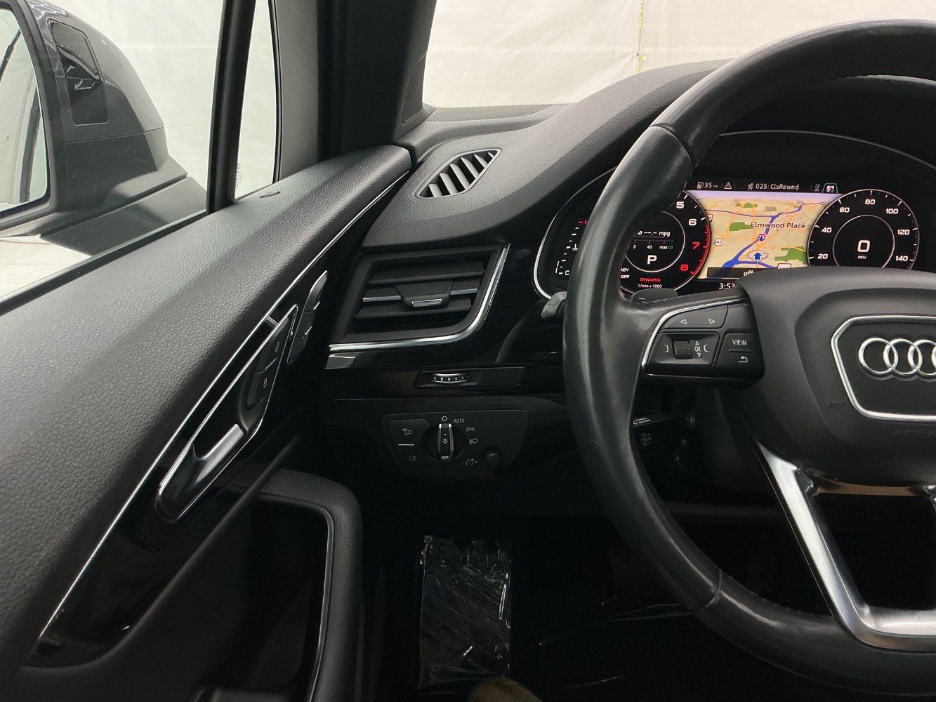 Used 2018 Audi Q7 3.0T Premium Plus w/ Premium Plus Package AWD/4WD image 34