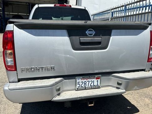Used 2017 Nissan Frontier S RWD image 6