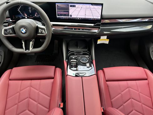 New 2027 BMW 530i xDrive w/ M Sport Package AWD/4WD image 12