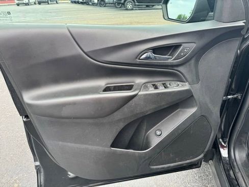 Used 2019 Chevrolet Equinox LT AWD/4WD image 16
