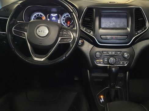 Used 2019 Jeep Cherokee Latitude Plus image 22