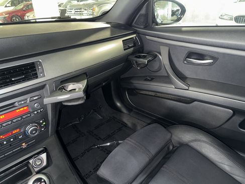 Used 2013 BMW M3 Coupe image 25