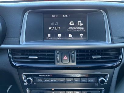 Used 2018 Kia Optima LX w/ 17" Alloy Wheels Package