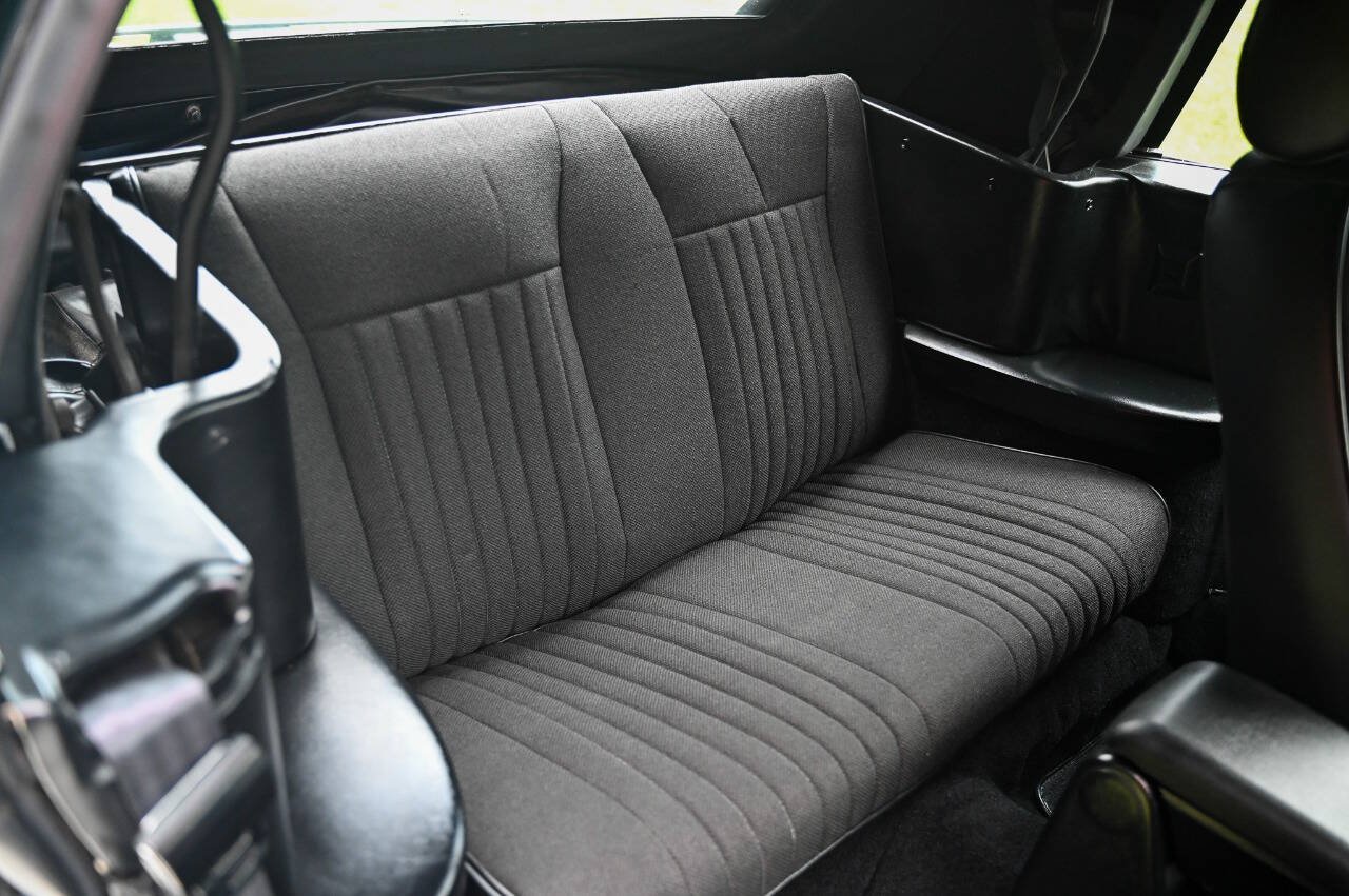 Used 1989 Ford Mustang LX RWD image 98