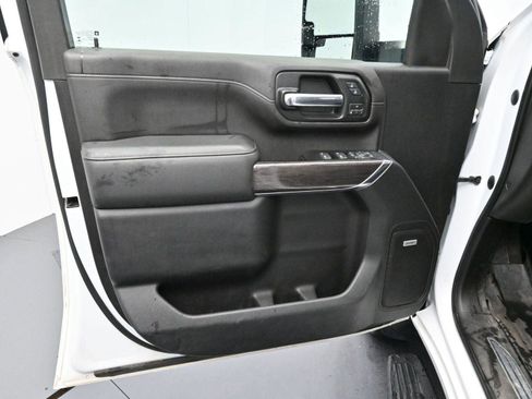 Used 2020 Chevrolet Silverado 3500 LTZ w/ Technology Package image 9