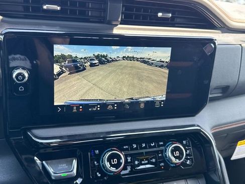 New 2026 GMC Sierra 1500 AT4 w/ AT4 Premium Package AWD/4WD image 33