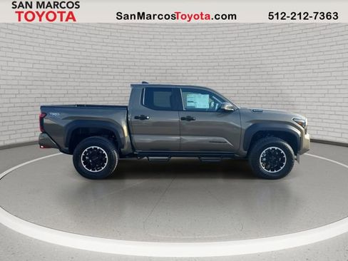 New 2026 Toyota Tacoma TRD Off-Road image 4