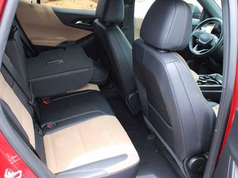 Used 2026 Chevrolet Equinox ACTIV w/ LPO, Floor Liner Package AWD/4WD image 25