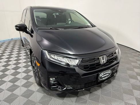 New 2026 Honda Odyssey Elite image 8