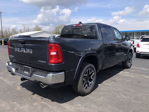 New 2026 RAM 1500 Laramie AWD/4WD image 13