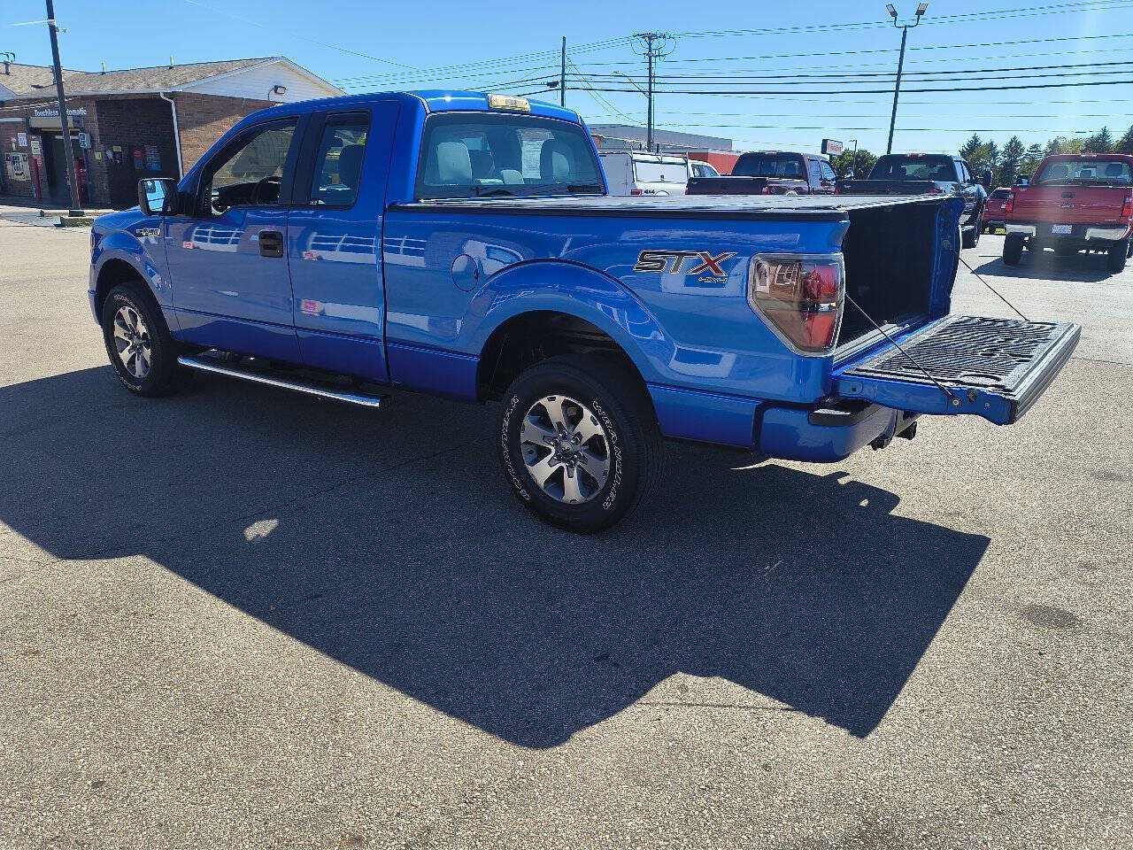 Used 2014 Ford F150 STX w/ Equipment Group 201A Mid AWD/4WD image 10