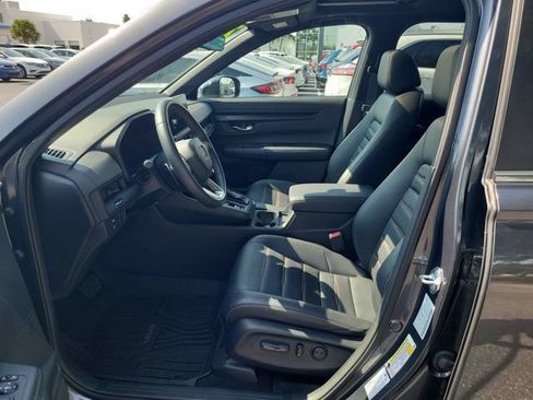Used 2025 Honda CR-V Sport-L image 16