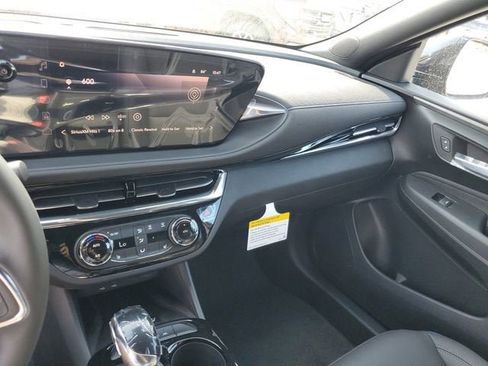 New 2026 Buick Envista Sport Touring w/ Convenience I Package FWD image 26