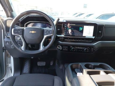 Used 2025 Chevrolet Silverado 2500 LT w/ Safety Package AWD/4WD image 25