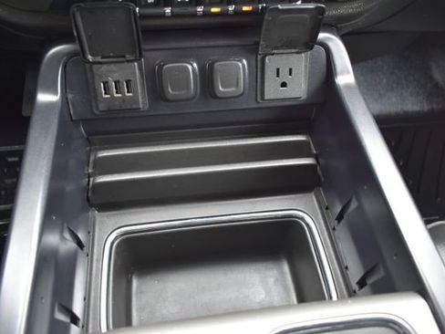 Used 2015 GMC Sierra 2500 Denali AWD/4WD image 32