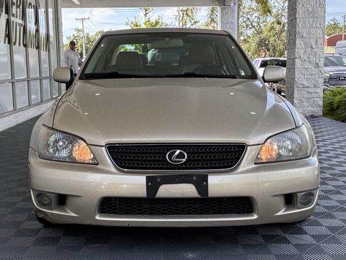 Used 2005 Lexus IS 300 image 12
