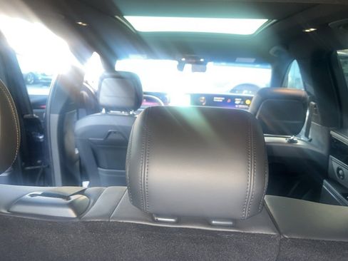 Used 2024 Lincoln Nautilus Reserve w/ Equipment Group 202A image 14