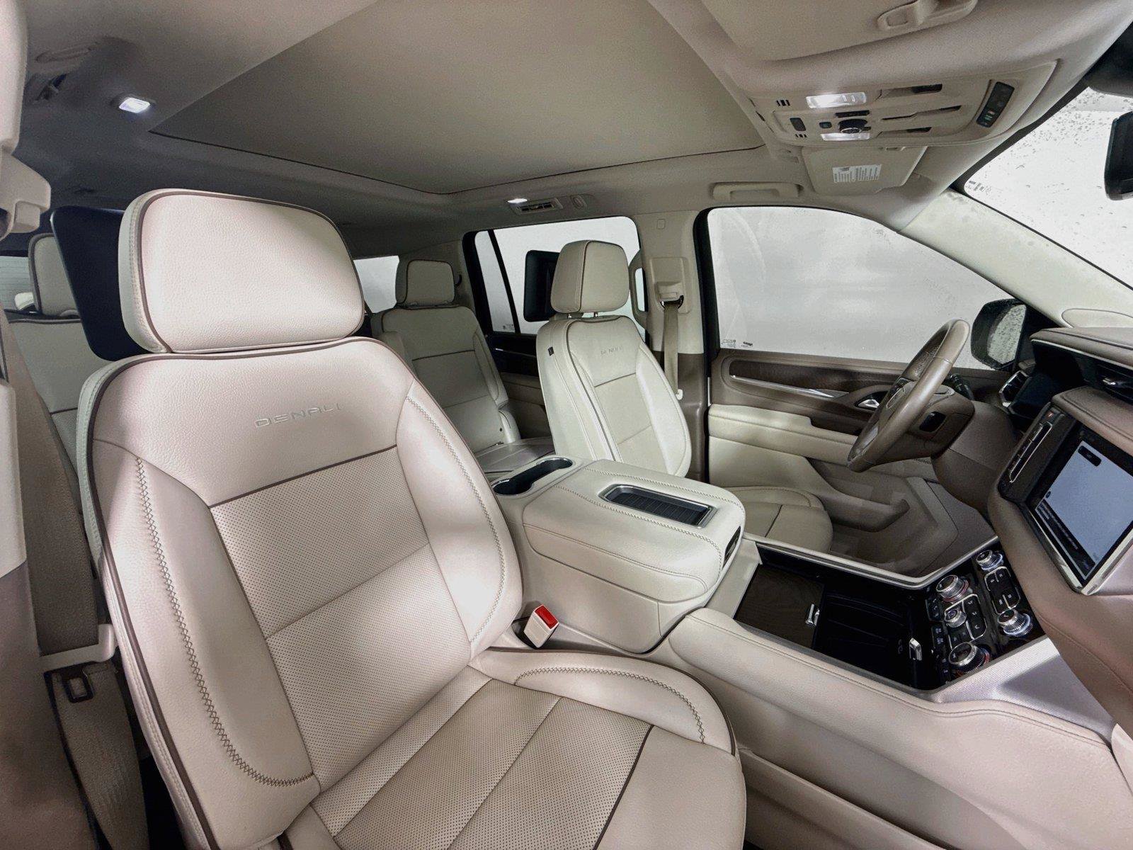 Used 2022 GMC Yukon XL Denali w/ Denali Ultimate Package AWD/4WD image 40