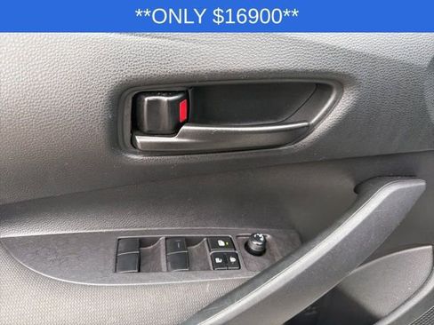 Used 2024 Toyota Corolla LE image 23