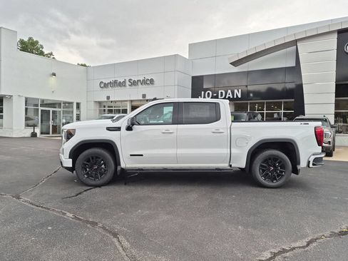 New 2026 GMC Sierra 1500 Elevation w/ Elevation Premium Package AWD/4WD image 8