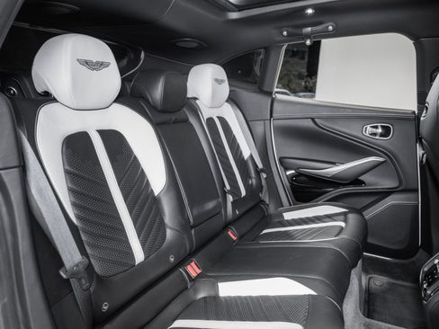 Used 2023 Aston Martin DBX 707 image 19