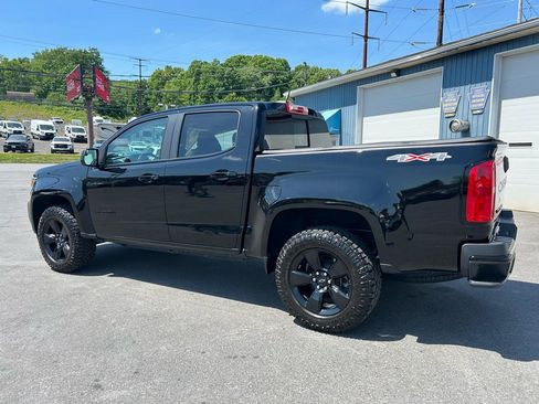 Used 2022 Chevrolet Colorado LT w/ LT Convenience Package AWD/4WD image 3