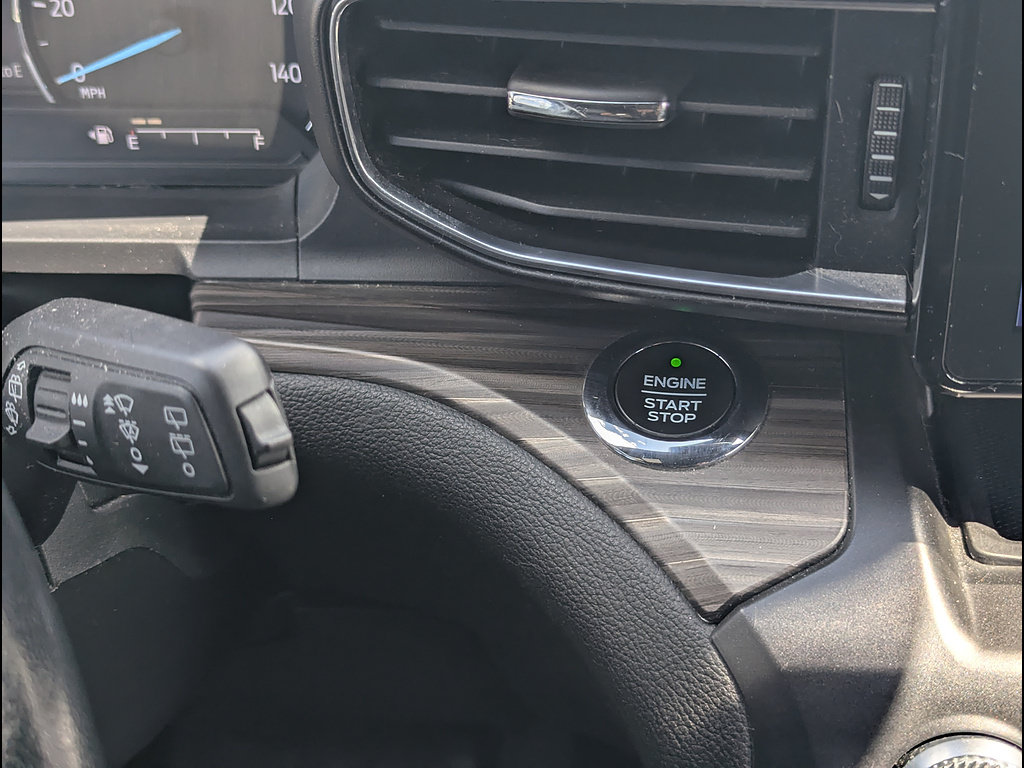 Used 2020 Ford Explorer Limited AWD/4WD image 31