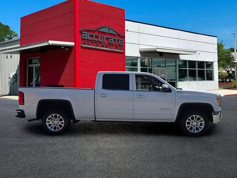 Used 2015 GMC Sierra 1500 SLE w/ SLE Value Package AWD/4WD image 6