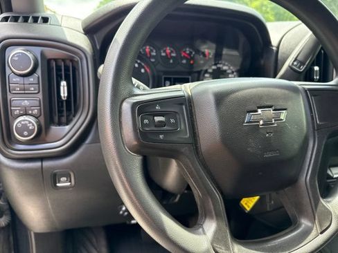 Used 2021 Chevrolet Silverado 1500 Custom Trail Boss w/ Midnight Edition AWD/4WD image 23