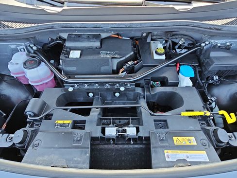 Certified 2024 Volkswagen ID.4 2WD image 30