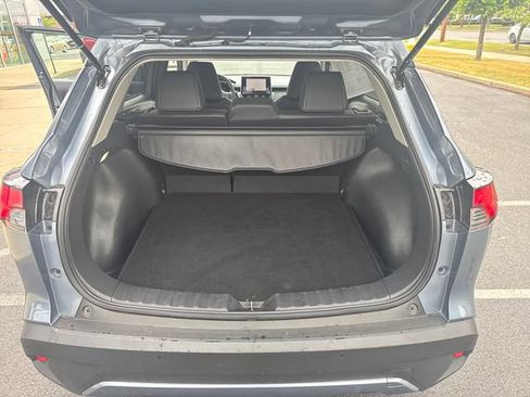 Used 2025 Toyota Corolla Cross XLE AWD/4WD image 27