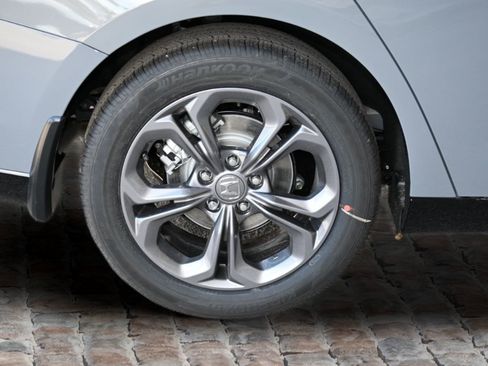 New 2026 Honda Accord EX-L image 39