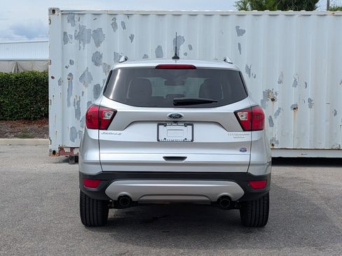 Used 2019 Ford Escape Titanium FWD image 5