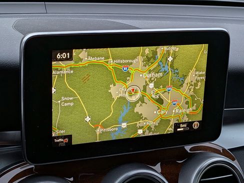 Certified 2017 Mercedes-Benz GLC 300 4MATIC image 19