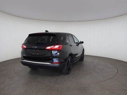 Used 2021 Chevrolet Equinox LT FWD image 17