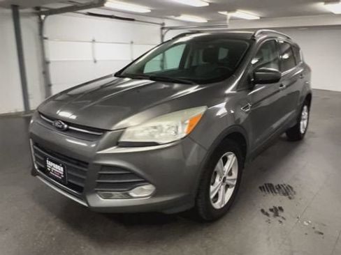 Used 2014 Ford Escape SE w/ Equipment Group 201A FWD image 4