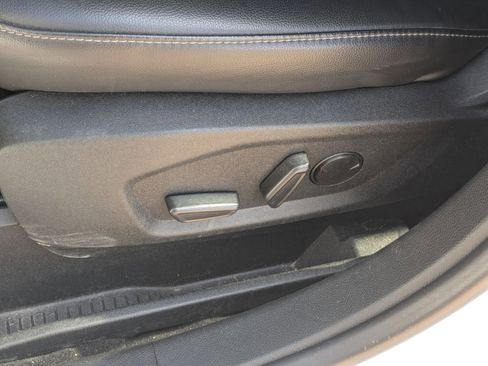 Used 2024 Ford Edge SEL image 50