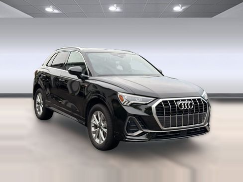 Used 2025 Audi Q3 2.0T Premium AWD/4WD image 7