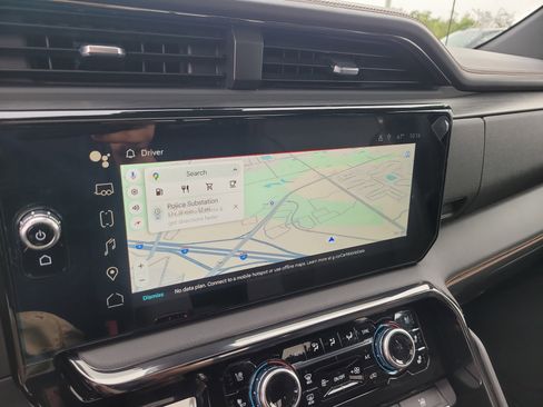 Used 2023 GMC Sierra 1500 AT4 w/ AT4 Premium Package image 23