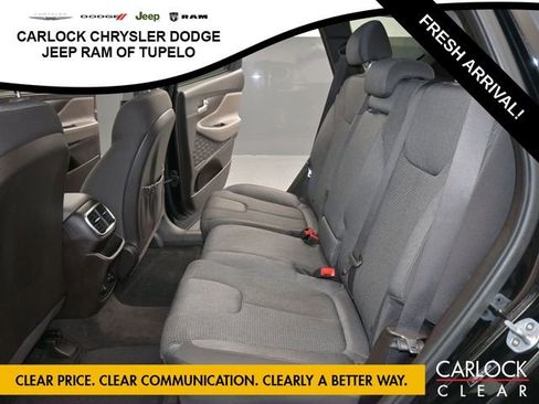 Used 2019 Hyundai Santa Fe SE image 28