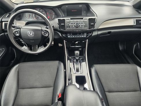 Used 2016 Honda Accord Sport image 11