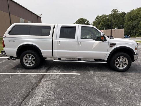 Used 2010 Ford F250 Lariat AWD/4WD image 8